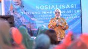 Ketua TP PKK Kota Makassar Saat Memberikan Sambutan Dalam Acara Sosialisasi Pemberian ASI Ekslusif Pada Para Ibu di Kota Makassar