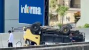 Truk Terguling di Tol Layang Reformasi Makassar, Diduga Akibat Pecah Ban